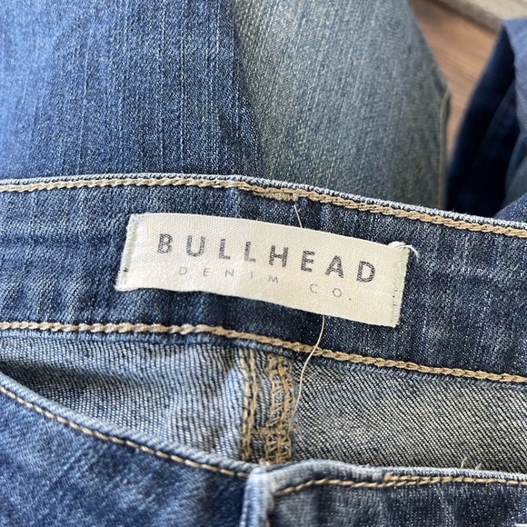 Bullhead Mid Rise Skinniest 28 Jean - Picture 4 of 5
